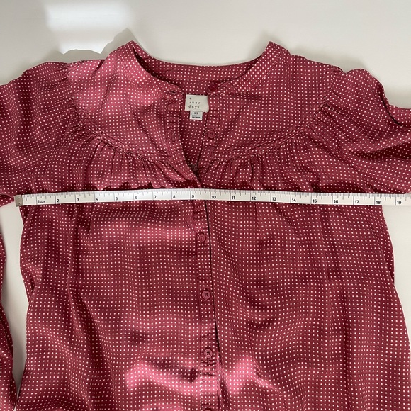 Polka dot blouse with peasant sleeves - Picture 7 of 10